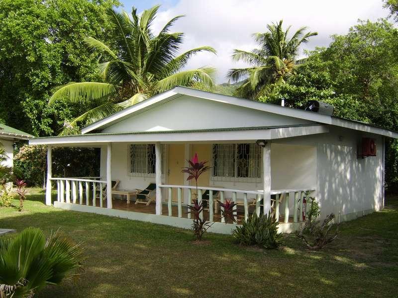 Hotel La Roussette Anse aux Pins Bagian luar foto